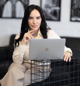 Biznesowy portret kobiecy