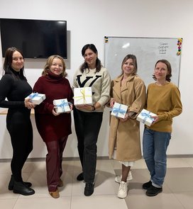 Психологиня, арт-терапевтка, ведуча онлайн та офлайн груп підтримки, тренінгів психологічної стійкості