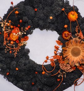 Панно ручної роботи зі стабілізованого моху та рослин Point “Noir Autumn” 40х40 см