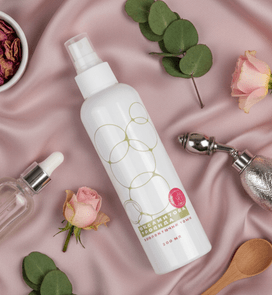 Зволожуючий тонік Lika «Оксамитова троянда» з гіалуроновою кислотою, пантенолом та алое вера 200 мл