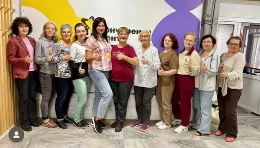 Психологиня, арт-терапевтка, ведуча онлайн та офлайн груп підтримки, тренінгів психологічної стійкості