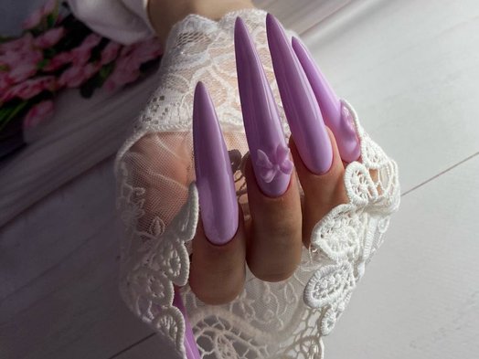 Послуги манікюру та педикюру