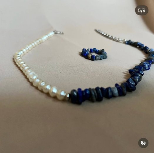 Асиметричне намисто-чокер з лазуриту та перлів. Ручна робота, українська прикраса
