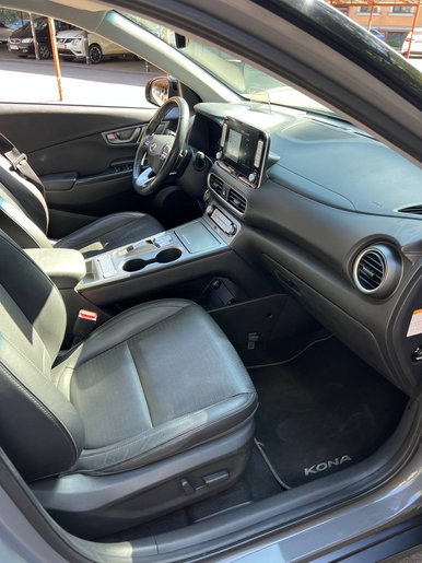 Компанія "АвтоКит"