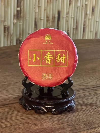 Herbata Shu Pu-erh z fabryki Jun Cha „Czerwona Rima”, 2019