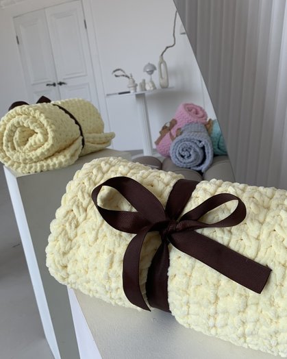 Kocyki-roladki: ręcznie robione pledy dla zwierząt domowych