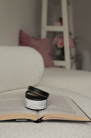 Ароматична соєва свічка “Чисті думки”