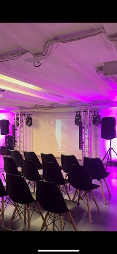 Organizacja i wsparcie wydarzeń w miejscu z schronem i generatorem