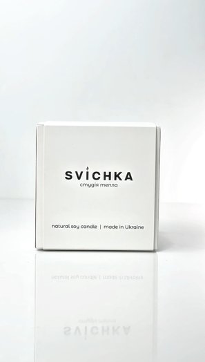 Raspberry dessert candle is scented.